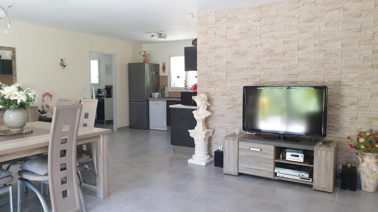 Villa Entrechaux Exteriér fotografie