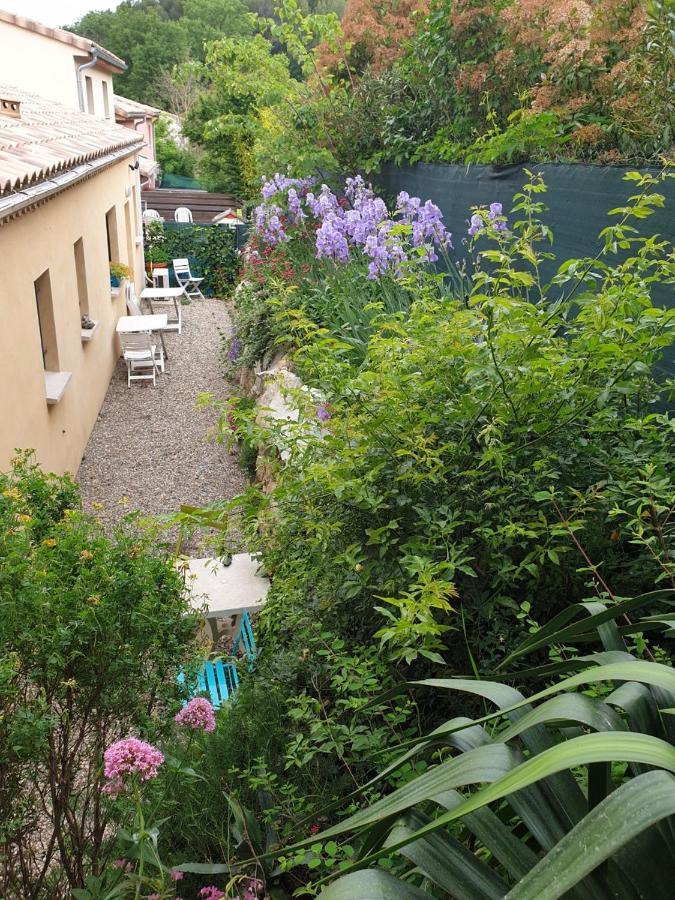 Villa Entrechaux Exteriér fotografie
